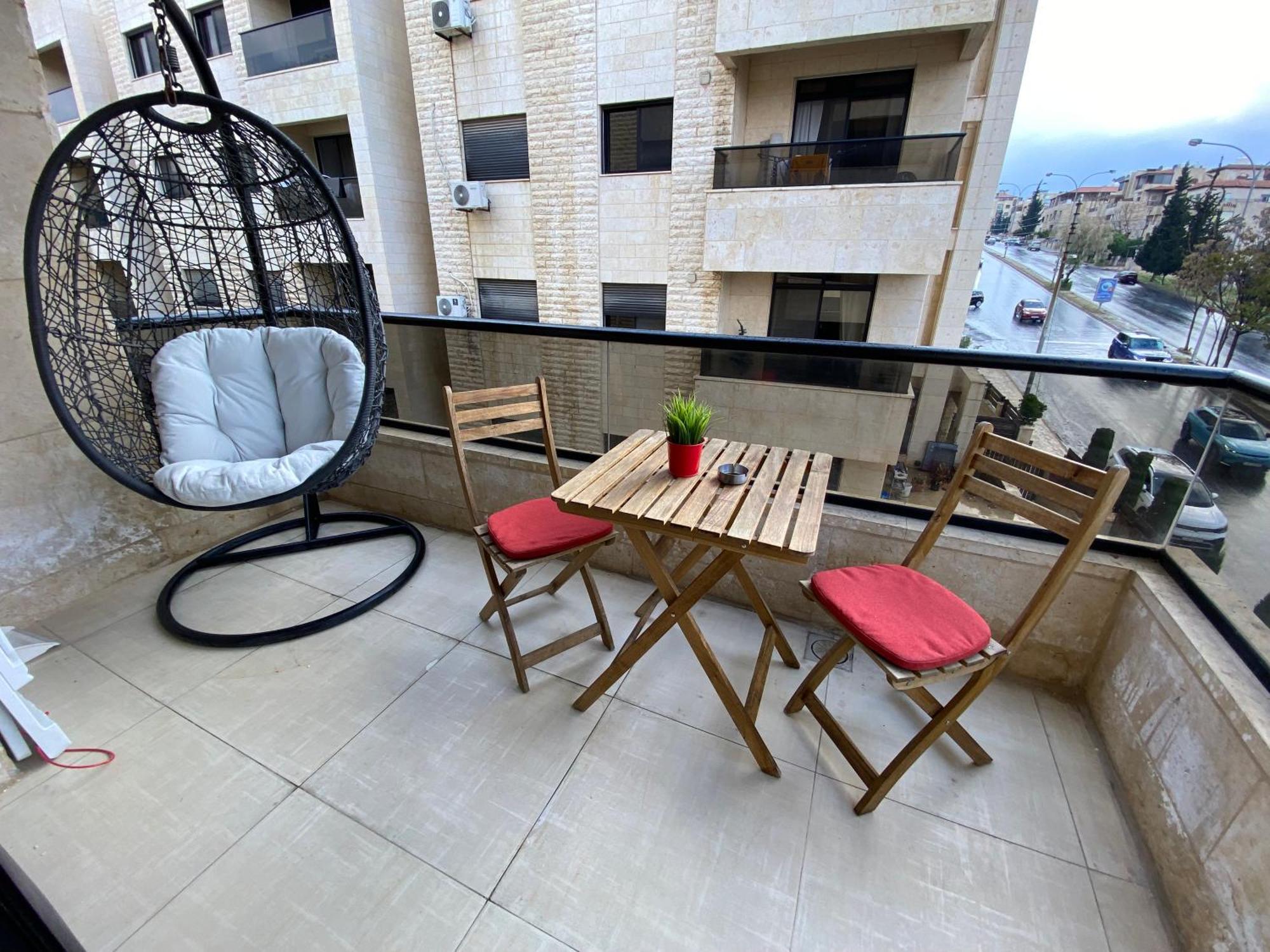 Dair Ghbar Apartment Амман Номер фото