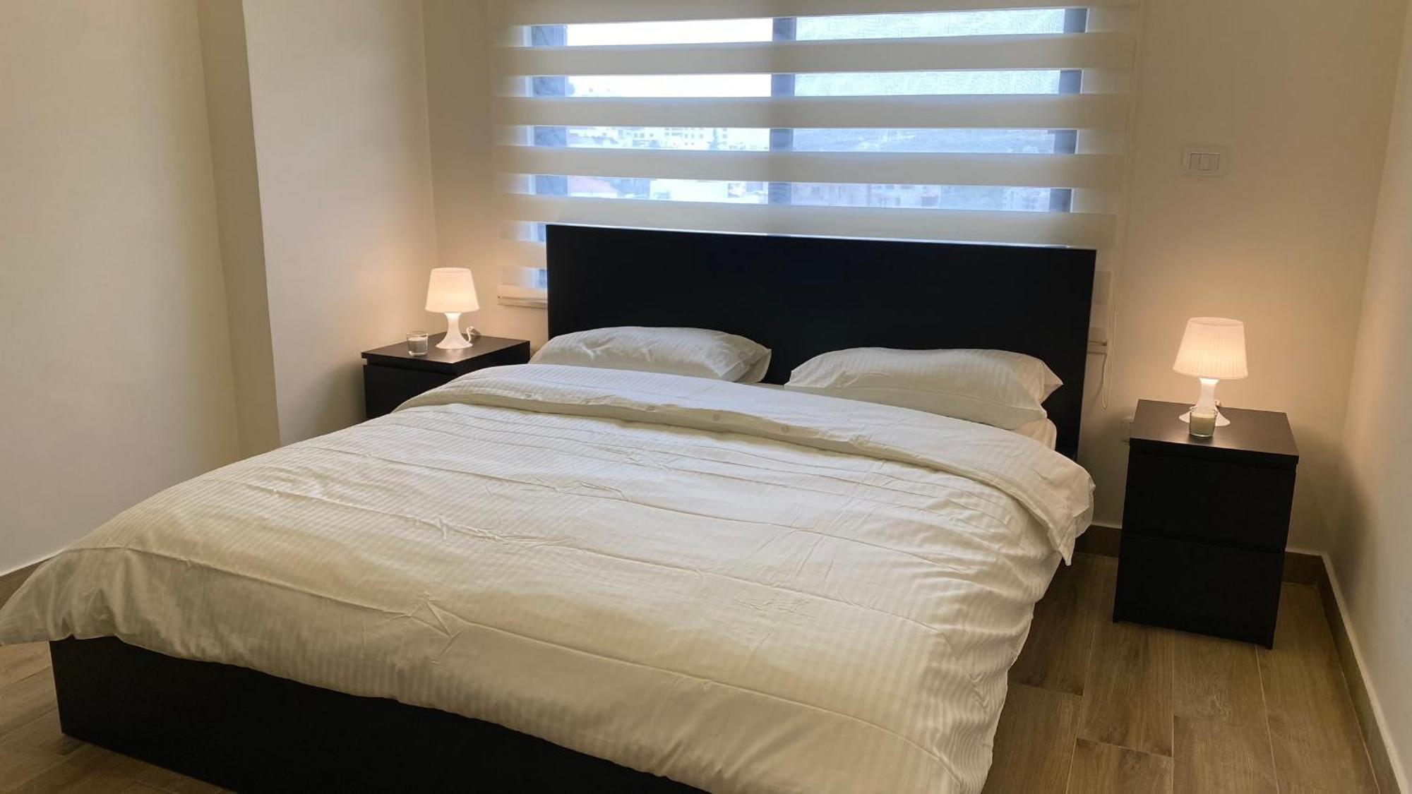 Dair Ghbar Apartment Амман Номер фото